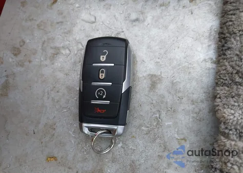 2022 Ram 1500 Big Horn 4X4 5'7 Box from USA, damaged, VIN 1C6RRFFG9NN427084